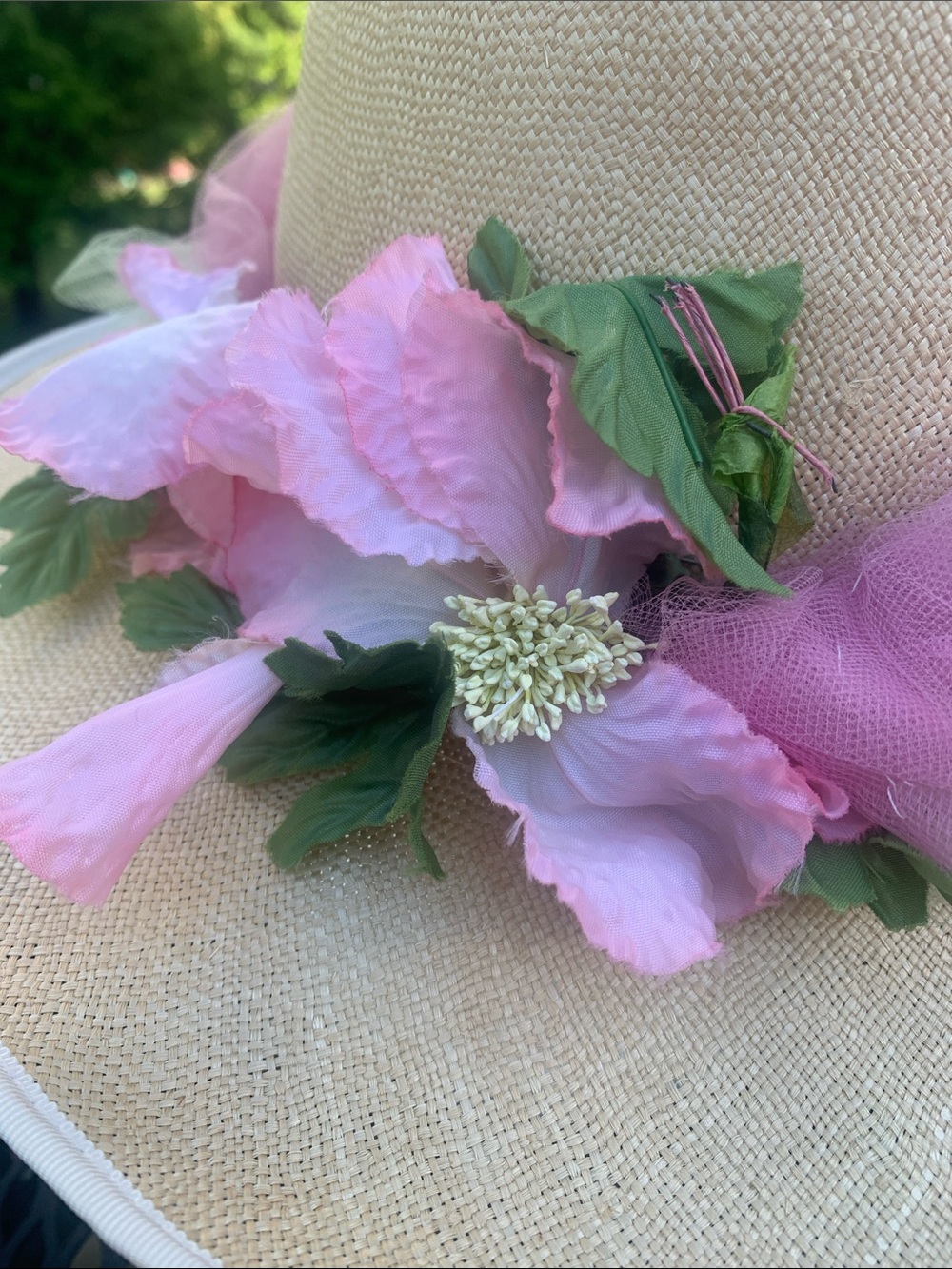 Hoodlums straw hat with green and pink flowers and gauzy ribbon - Picture 3 of 7